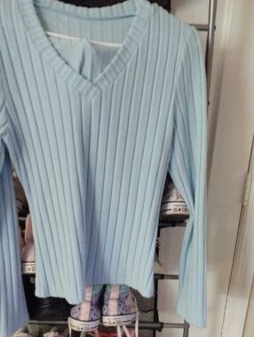 Source Unknown Light Blue Ribbed V-Neck Sweater